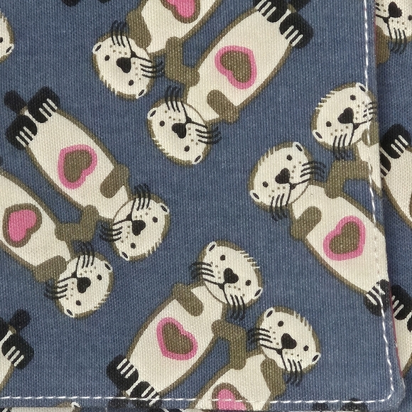 Bungalow 360 Sea Otter Small Messenger Bag w/ Matching Zip Around Wallet - Picture 15 of 15